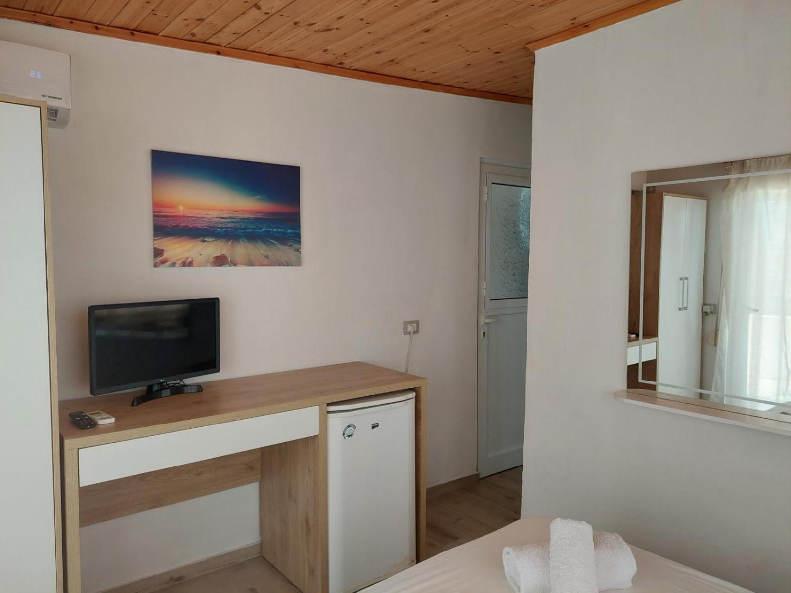 Qeparo Antonio Rooms Экстерьер фото