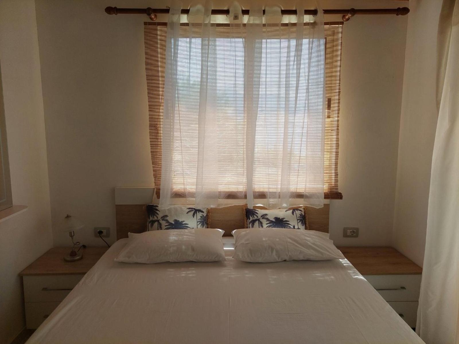 Qeparo Antonio Rooms Экстерьер фото